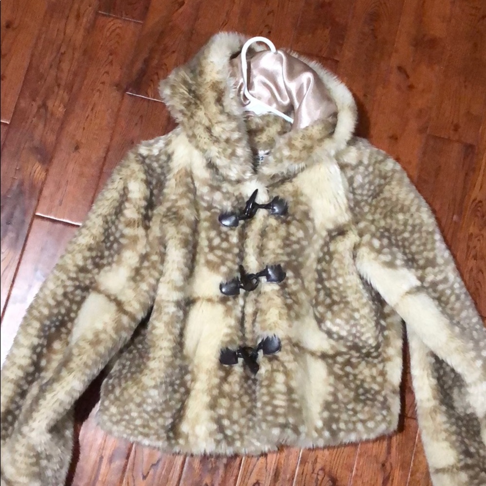 fur coat
